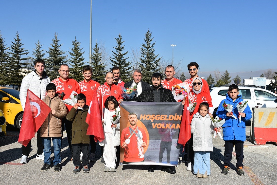 Erzurum’un Gururu Volkan Kardeşler