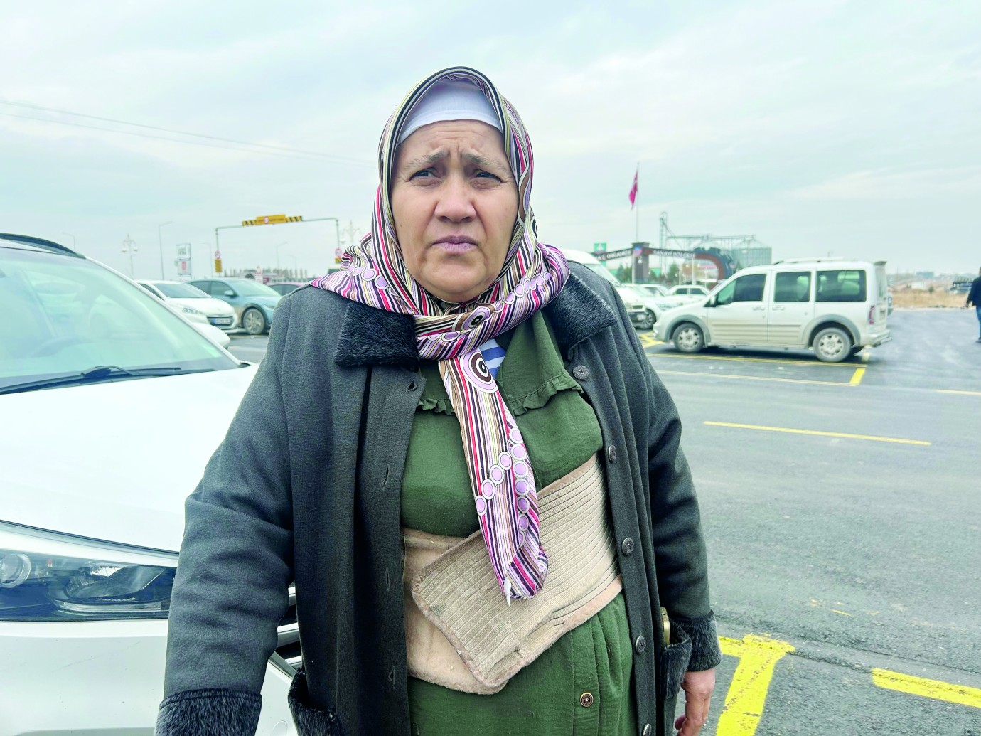 Depremzede kadının yaşadığı dram 3 yıldır çözüm bekliyor