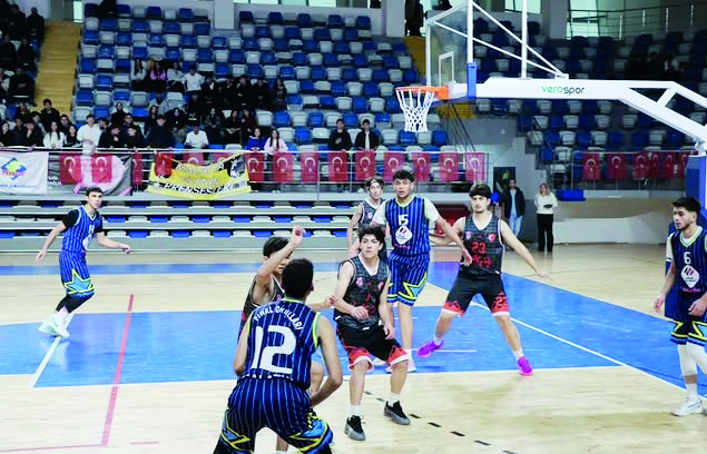 Okul Sporları Liseler Arası Basketbol Müsabakaları sona erdi
