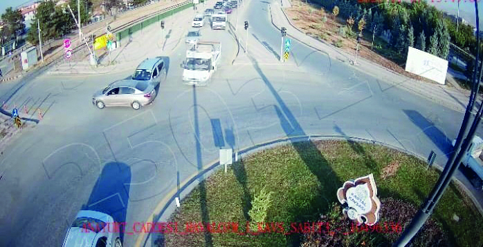 KGYS kayıtta: 5 ayrı trafik kazası kameralara yansıdı