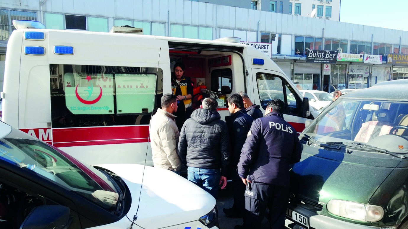 Silahlı kavga: 2 yaralı