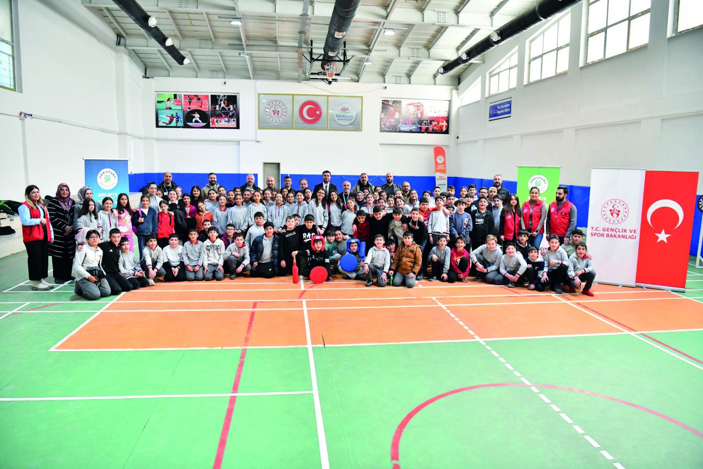 Yeşilyurt Belediyesi’nden Melekbaba’da gençlik etkinliği