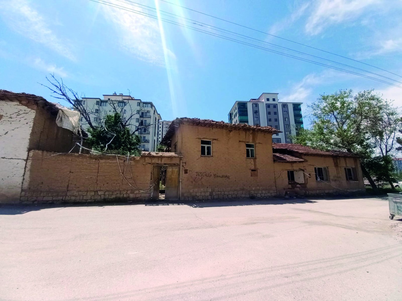 Malatya’nın hafızası bir tuğla daha eksildi