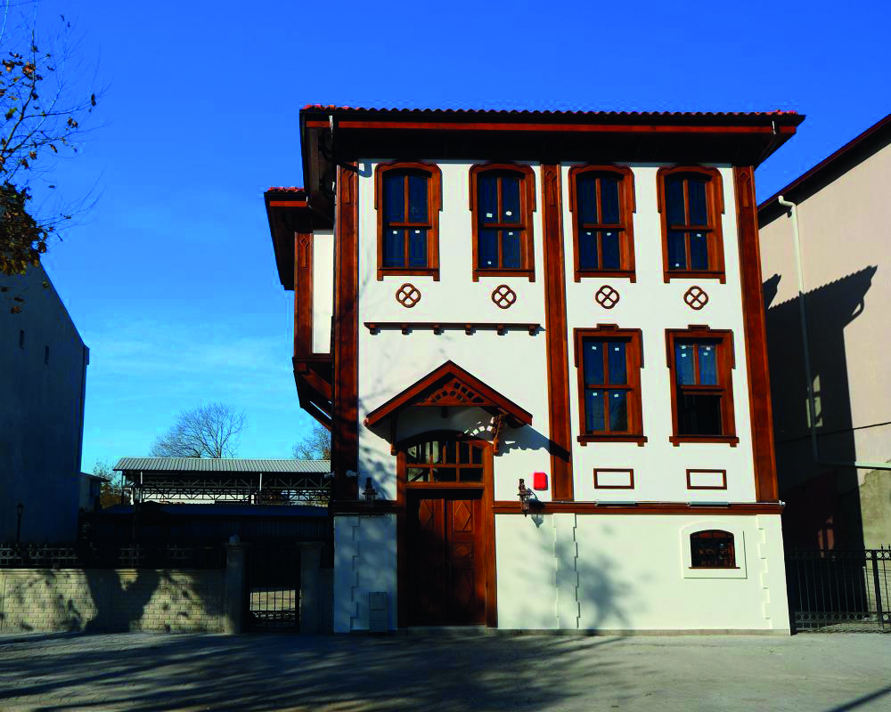 100 yıllık tarih yeniden canlandı