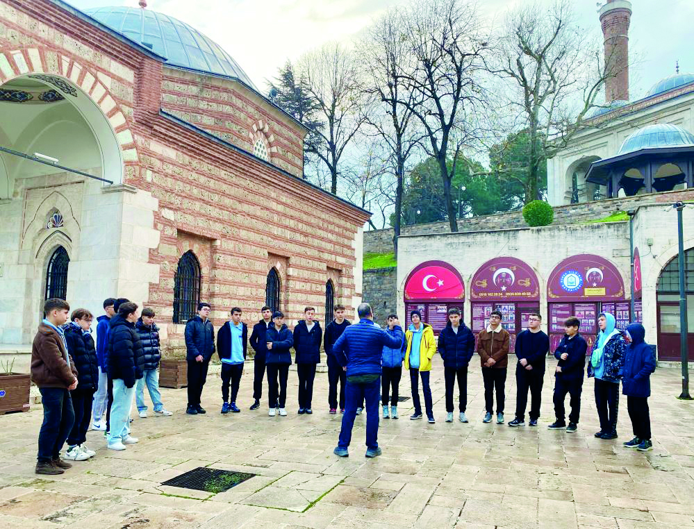Yıldırımlı gençlerden tarihi yolculuk