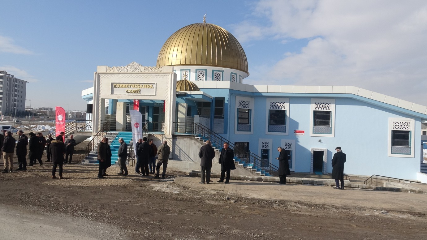 Yakınca’da Kubbetü's-Sahra Camii törenle ibadete açıldı