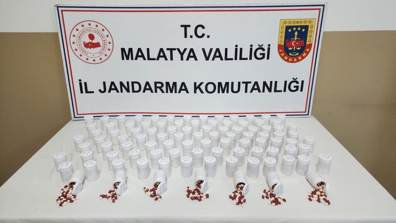 Narkotik’ten zehir tacirlerine operasyon! 