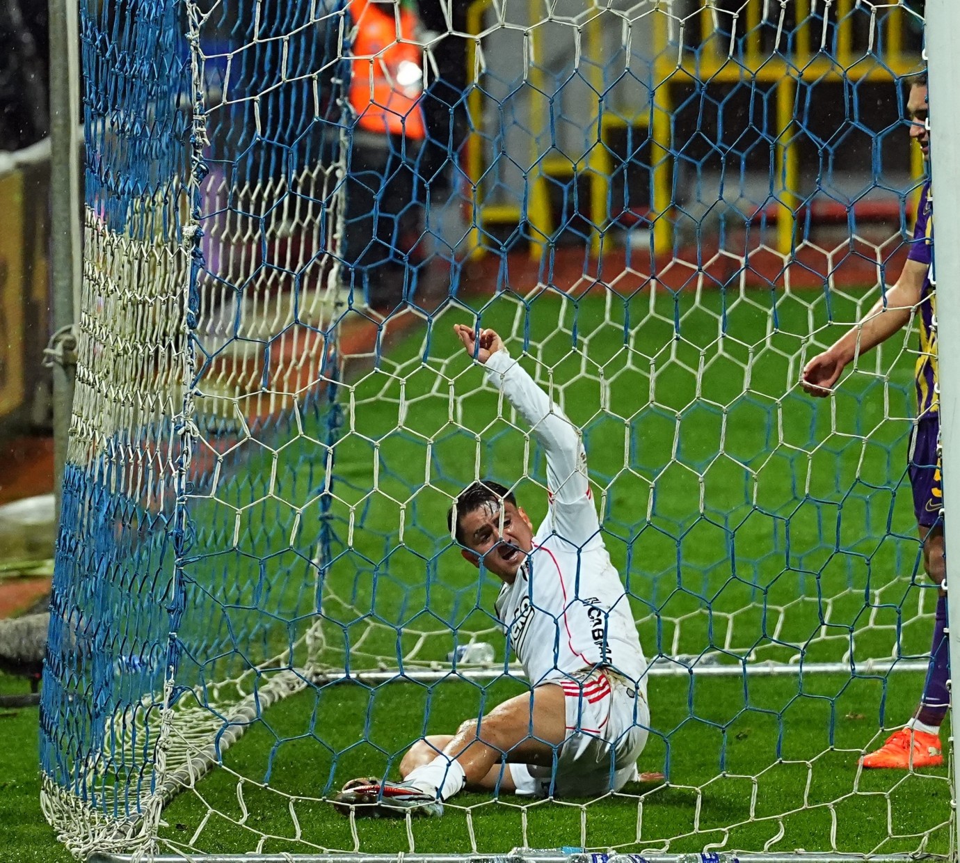 Cengiz Ünder Beşiktaş’ta gol sayısını 5’e çıkardı