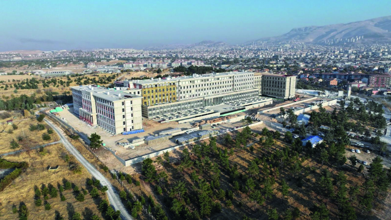 Malatya’nın dev sarayına 2 milyar lira harcandı