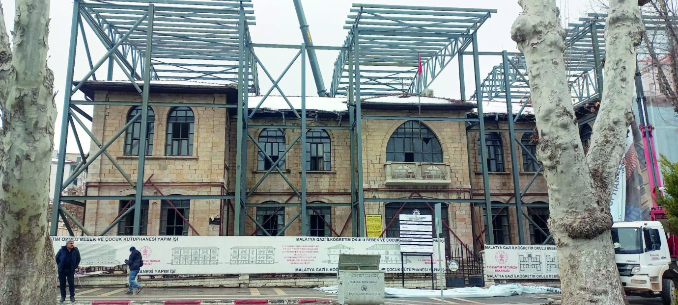 Gazi İlköğretim Okulu’nda çalışmalar devam ediyor  