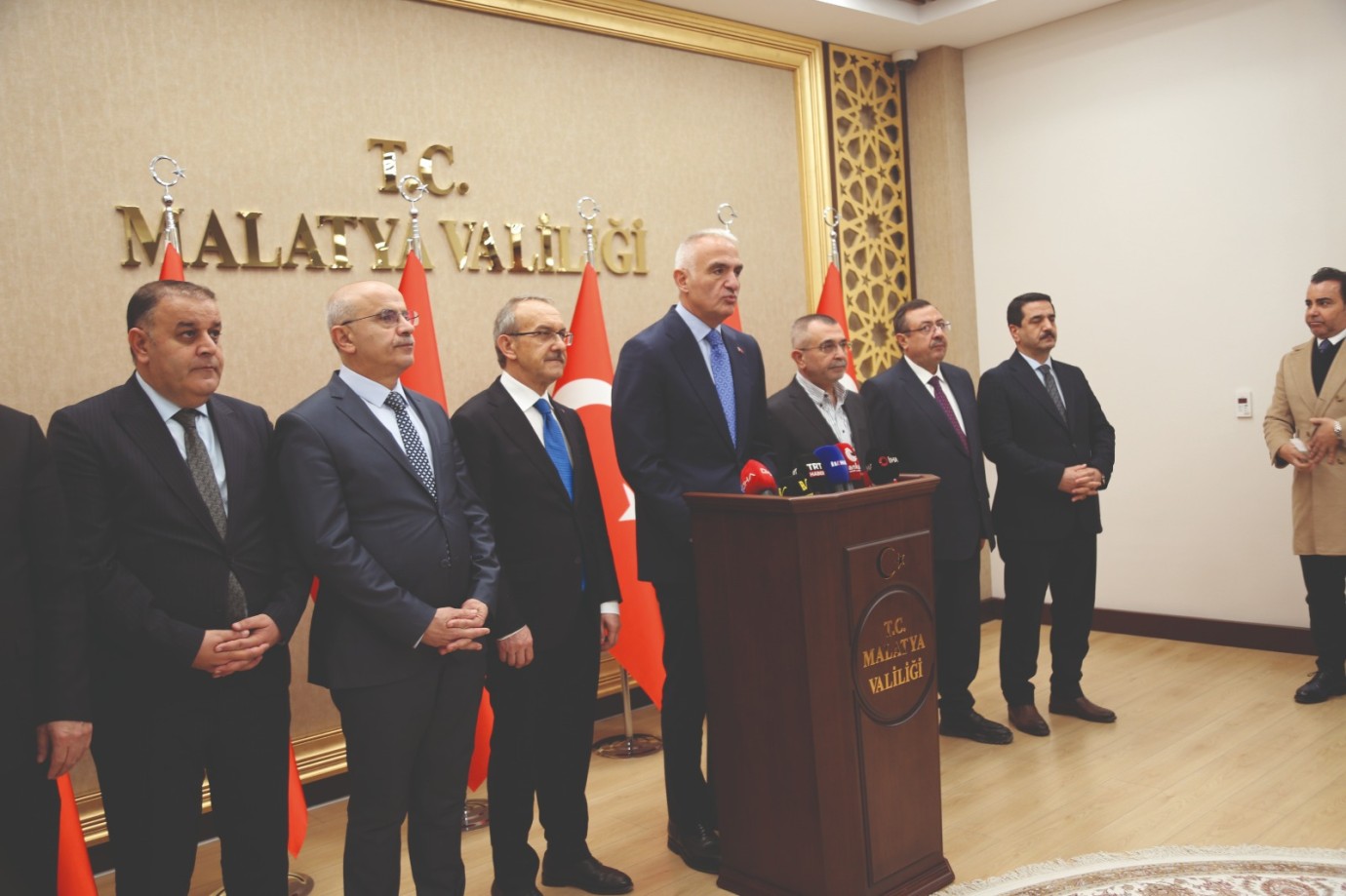 Bakan Ersoy Malatya’da konuştu! Depremin izleri ne zaman silinecek?