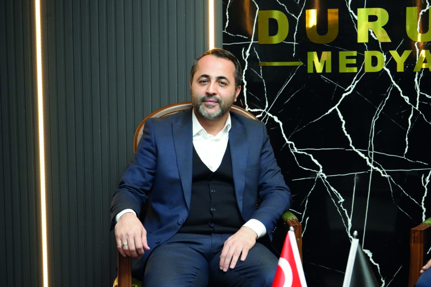 Babacan’dan Özgür Özel’e eleştiri: Deprem bölgesinde hiç yoksunuz