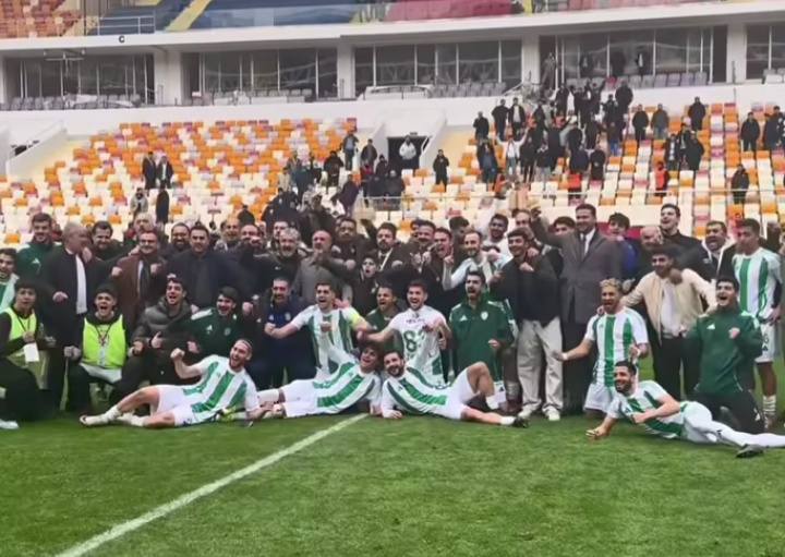 Direkler sustu, Güney konuştu