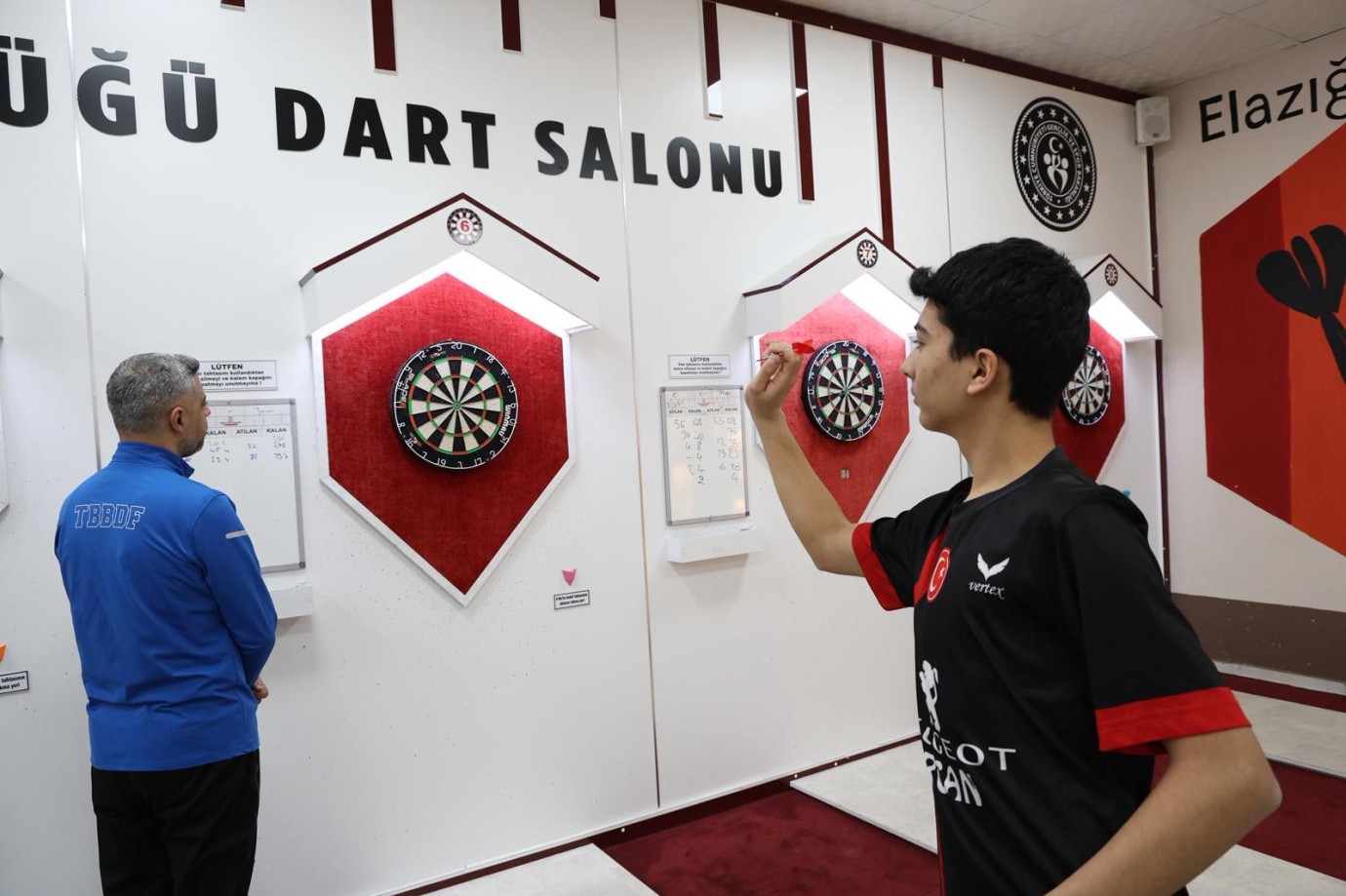 Elazığ’da okullar arası dart heyecanı tamamlandı