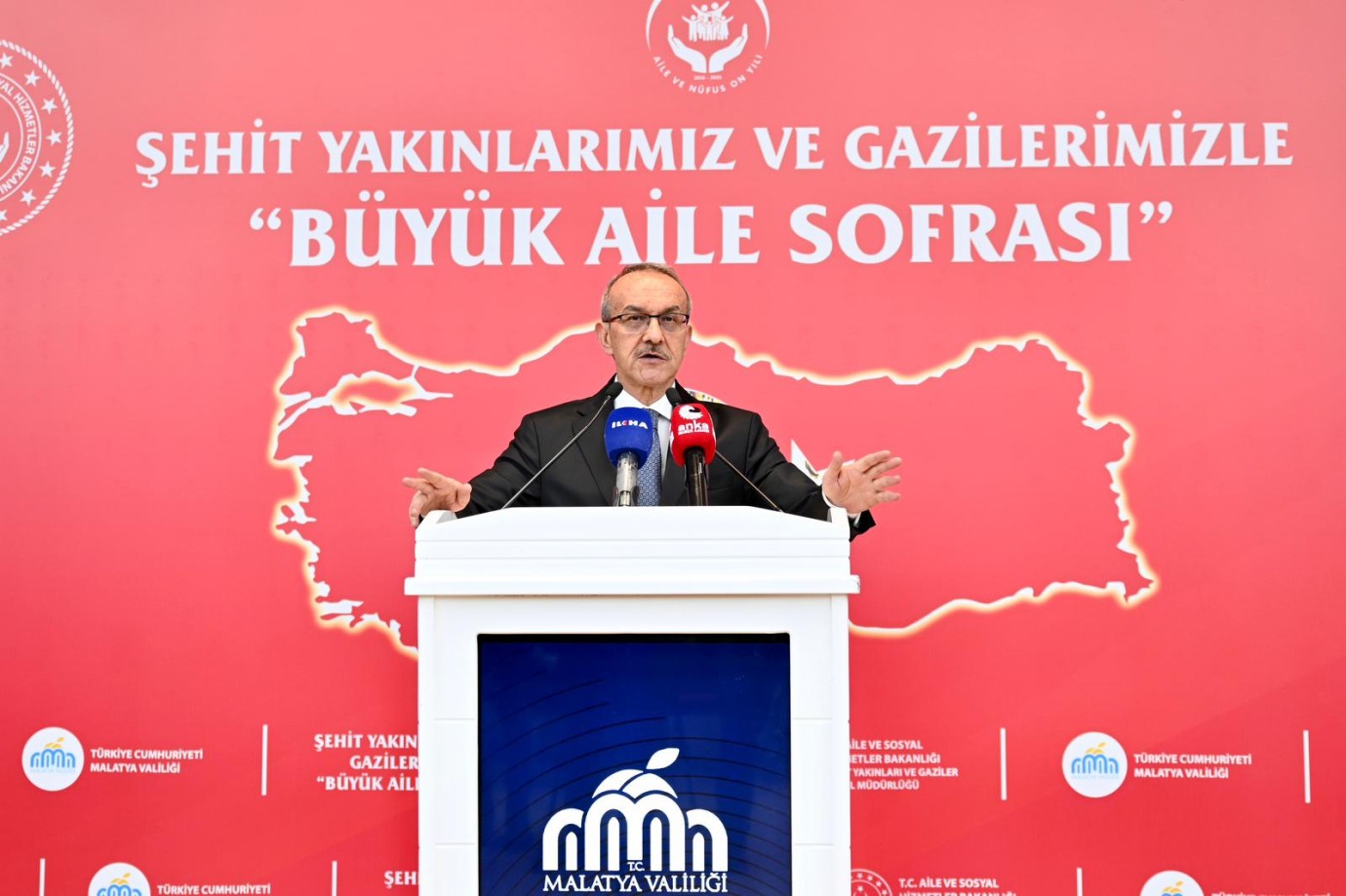 Vali Yavuz şehit aileleri ve gazilerle iftar sofrasında buluştu