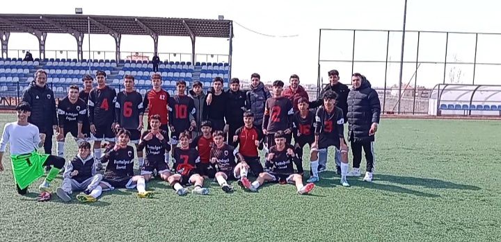 U16 finalinde şampiyon Battalgazi Belediyespor