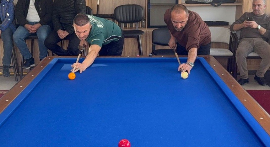 Hakkâri’de bilardo heyecanı