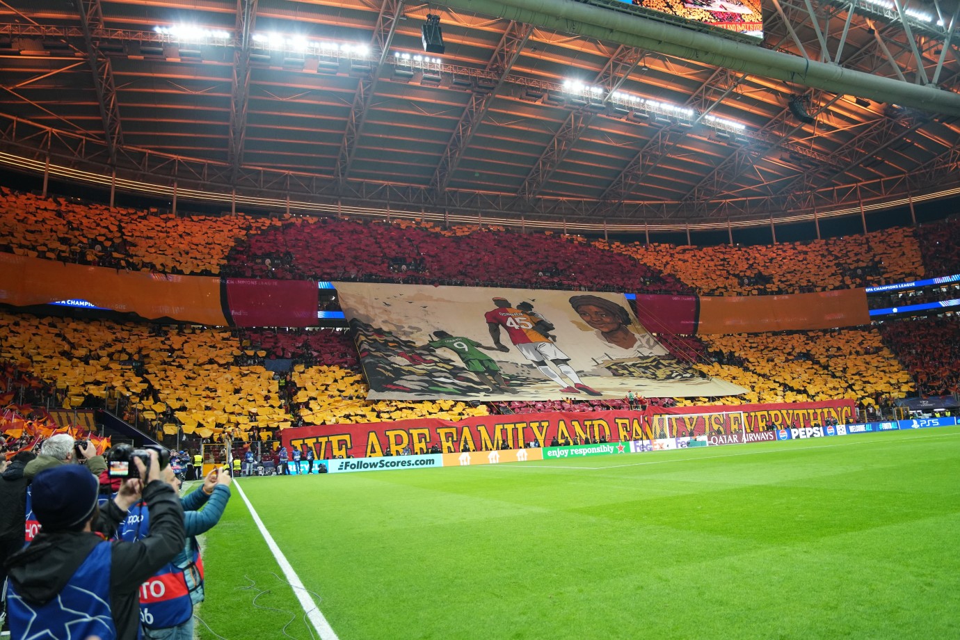 Galatasaray taraftarından Osimhen’e duygulandıran koreografi