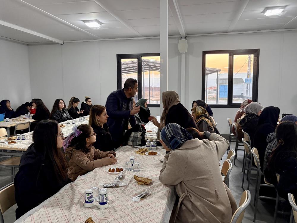 Başkan Ulutaş, vatandaşlarla bir araya geldi