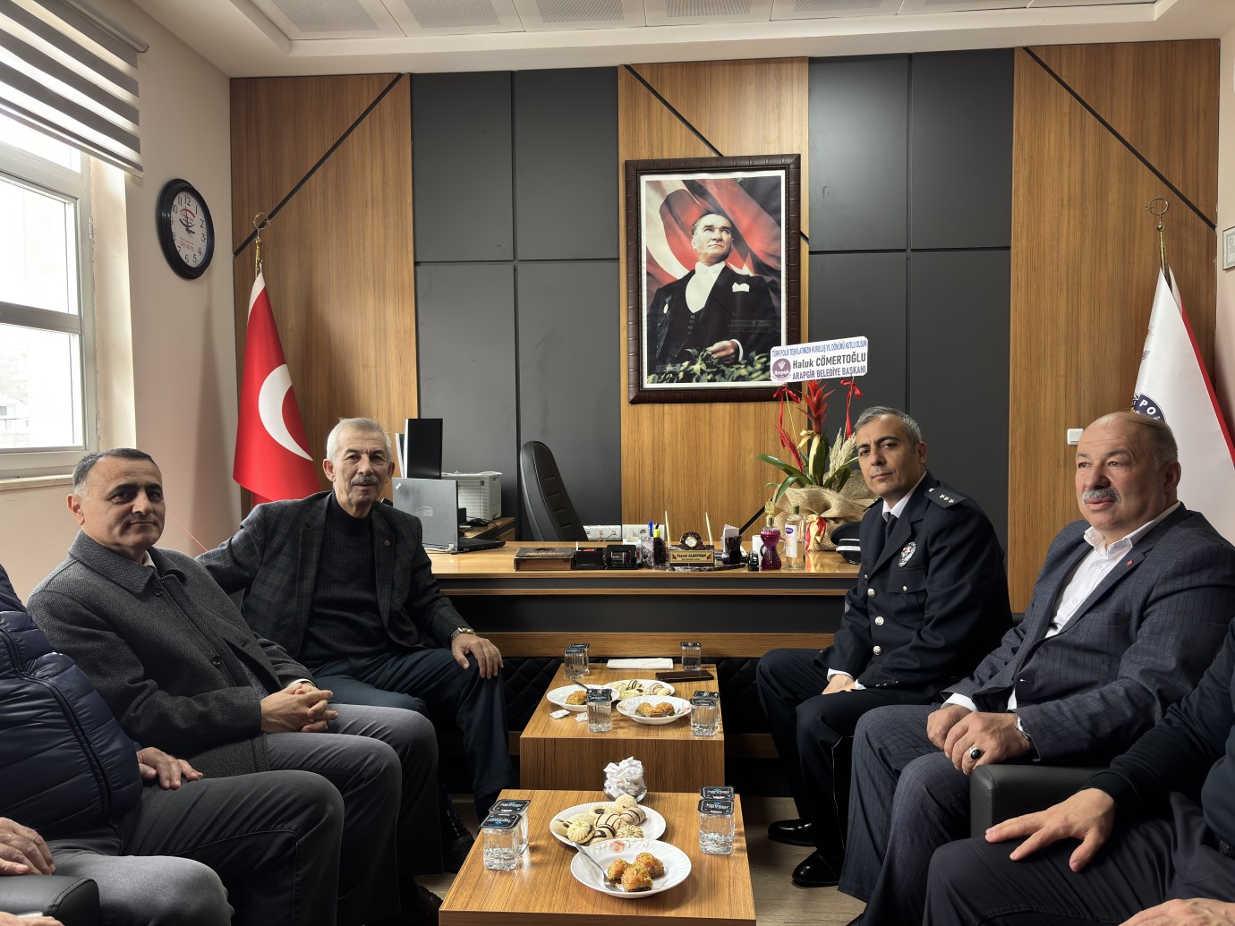 Başkan Cömertoğlu’ndan emniyet teşkilatına ziyaret