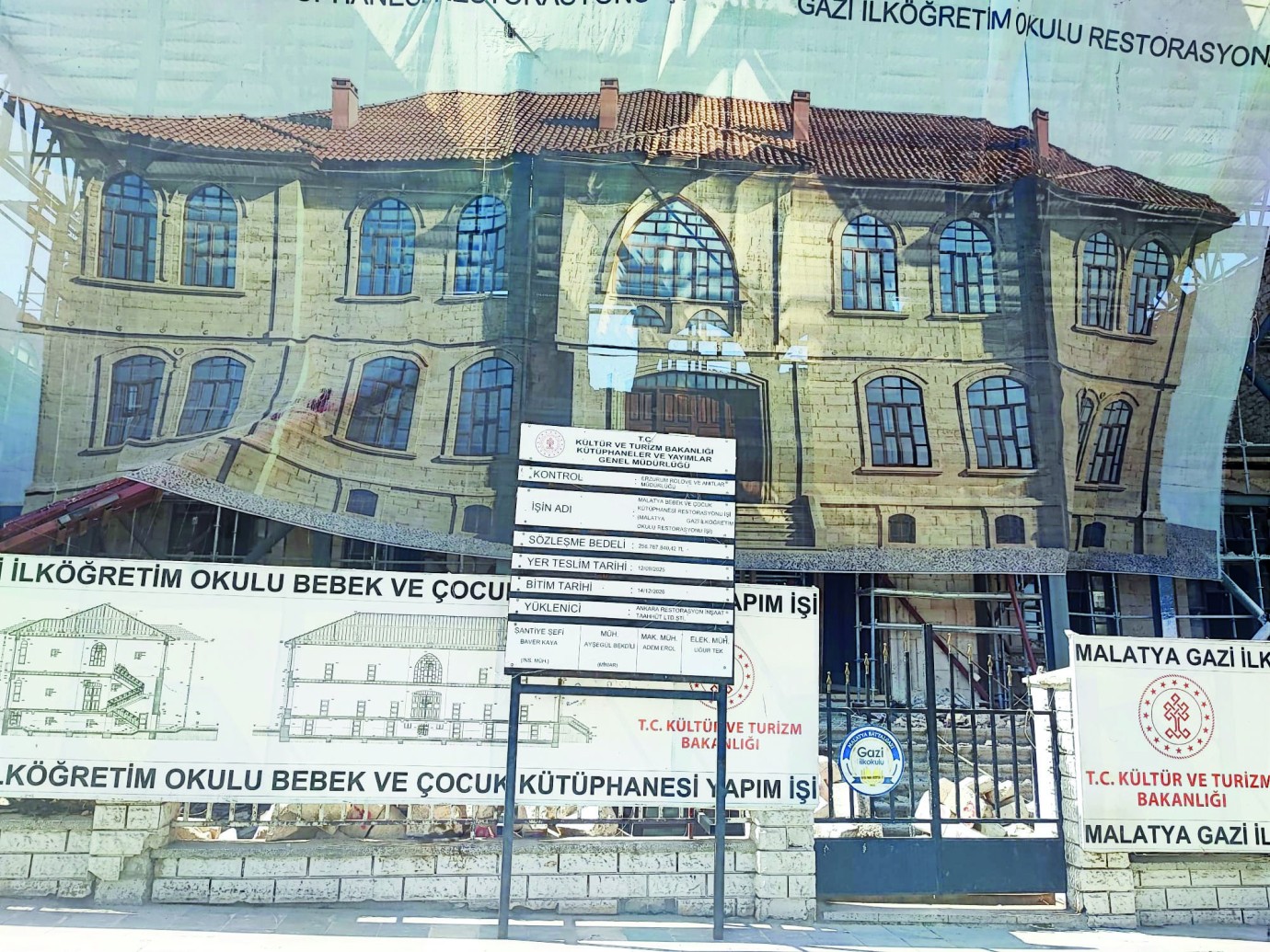Tarihi Gazi İlkokulu çocuklar için dönüşüyor