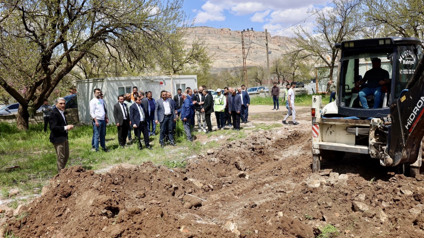 45 mahalleye hizmet verecek sağlık ocağında ilk kazma vuruldu