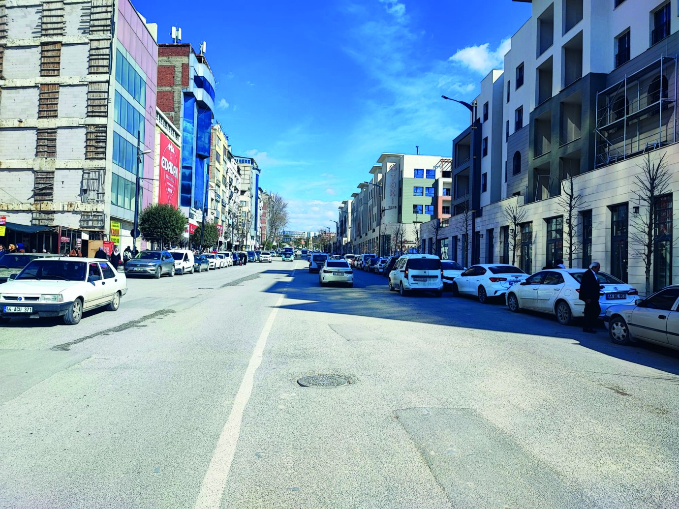 Yol Mu Genişledi, Otopark Mı Açıldı? 