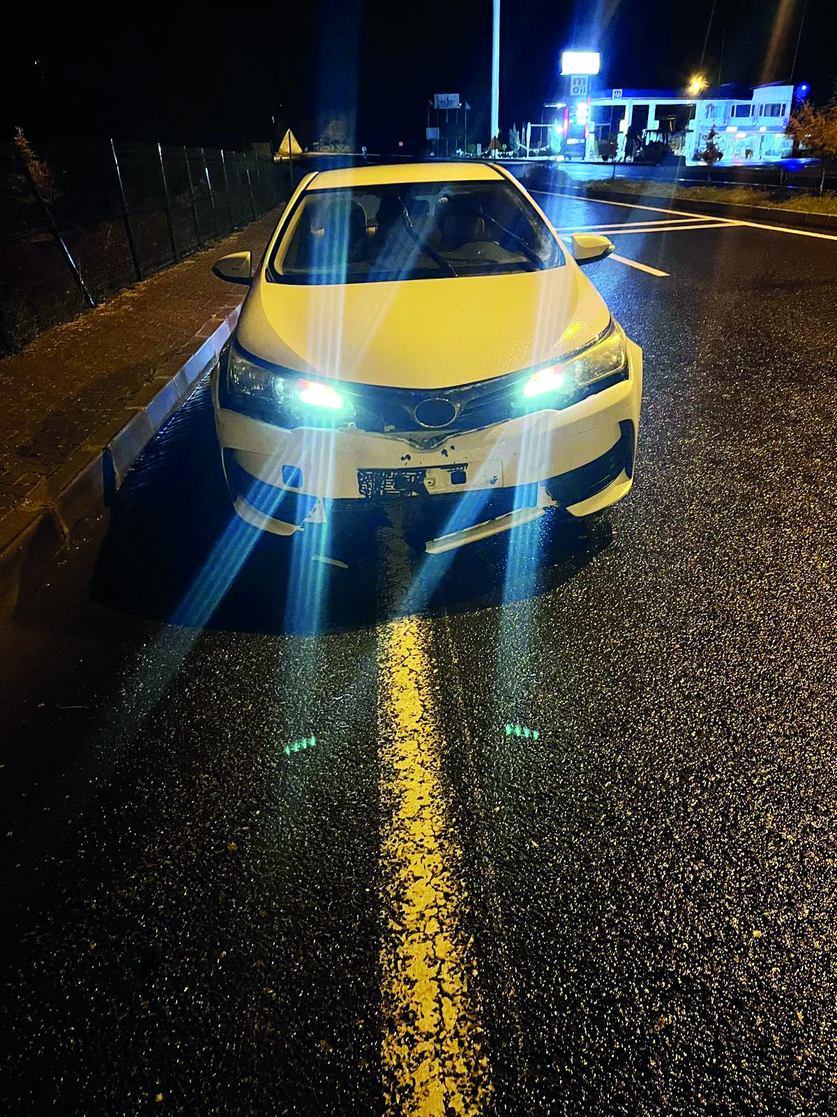 Darende’de Kurda Çarpan Otomobilde Hasar Oluştu