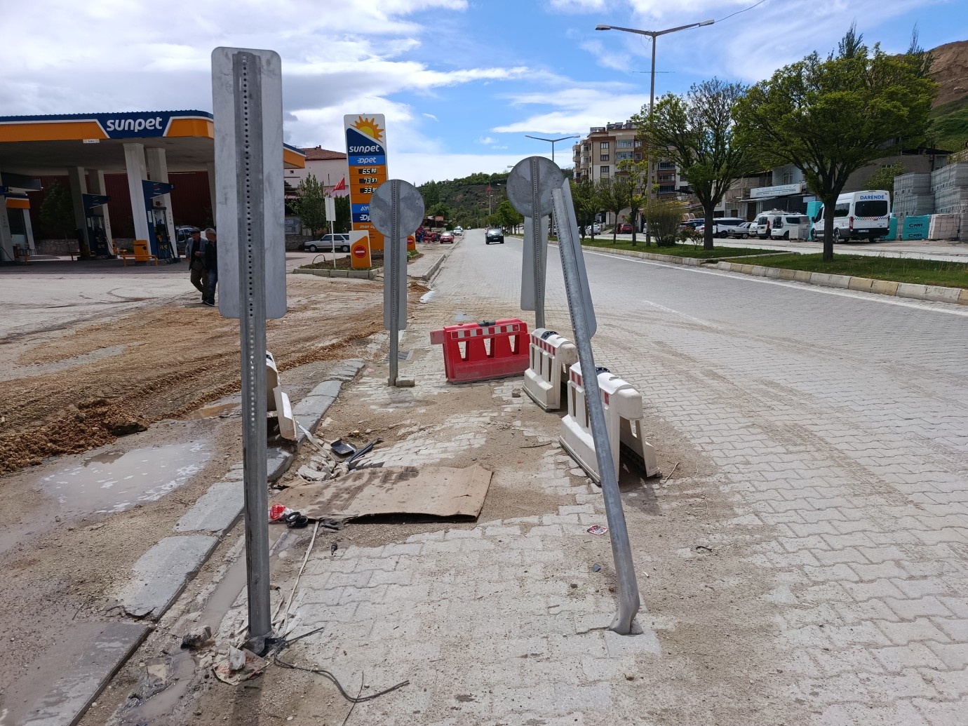 Darende D-300 Menfez Çalışması 5 Aydır Bitmedi: Tepki Sürüyor