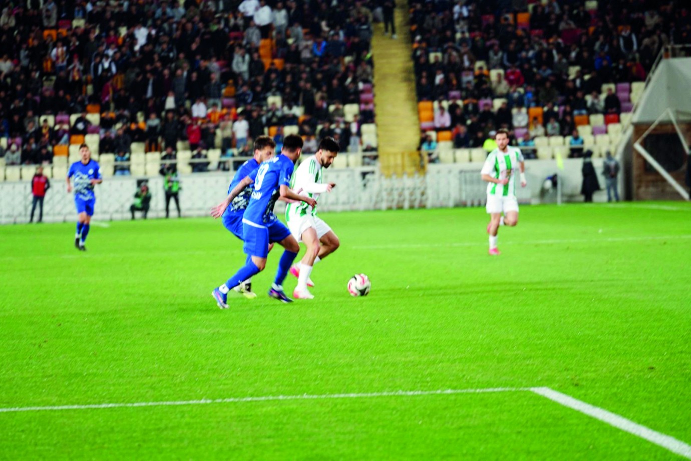 Kritik Maçlar, Olaylı Karşılaşma ve Dikkat Çeken Başarılar