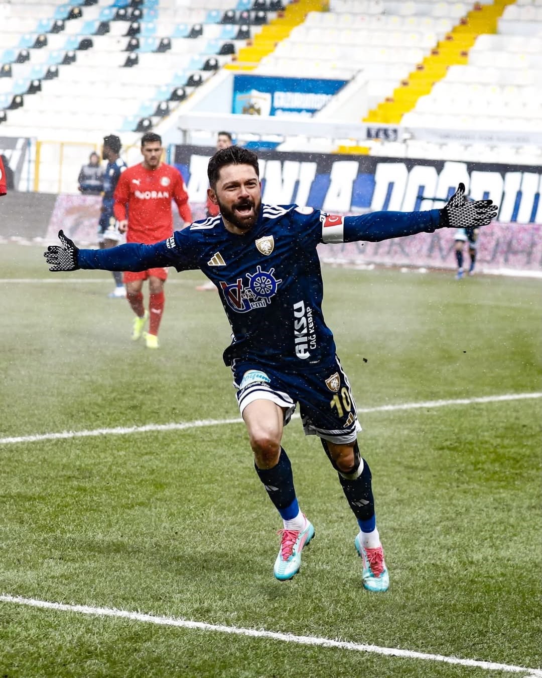 Eren Tozlu kariyer sezonunu yaşadı
