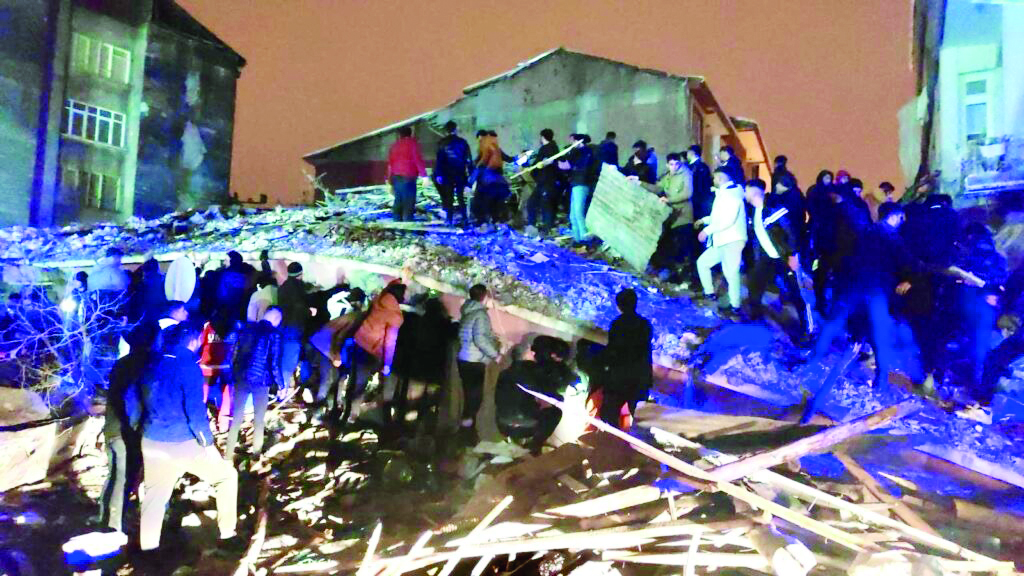 Bulutlar Sitesi Davasında Duruşma Ertelendi: 31 Kişi Hayatını Kaybetmişti