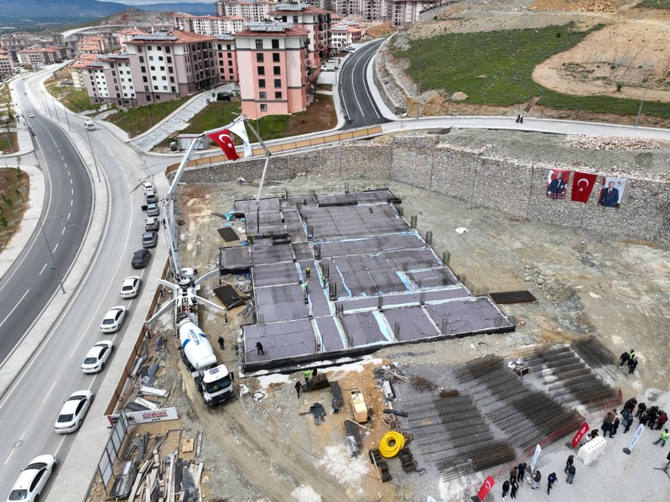 İkizce 2. Bölge Gençlik Merkezinin Temeli Atıldı