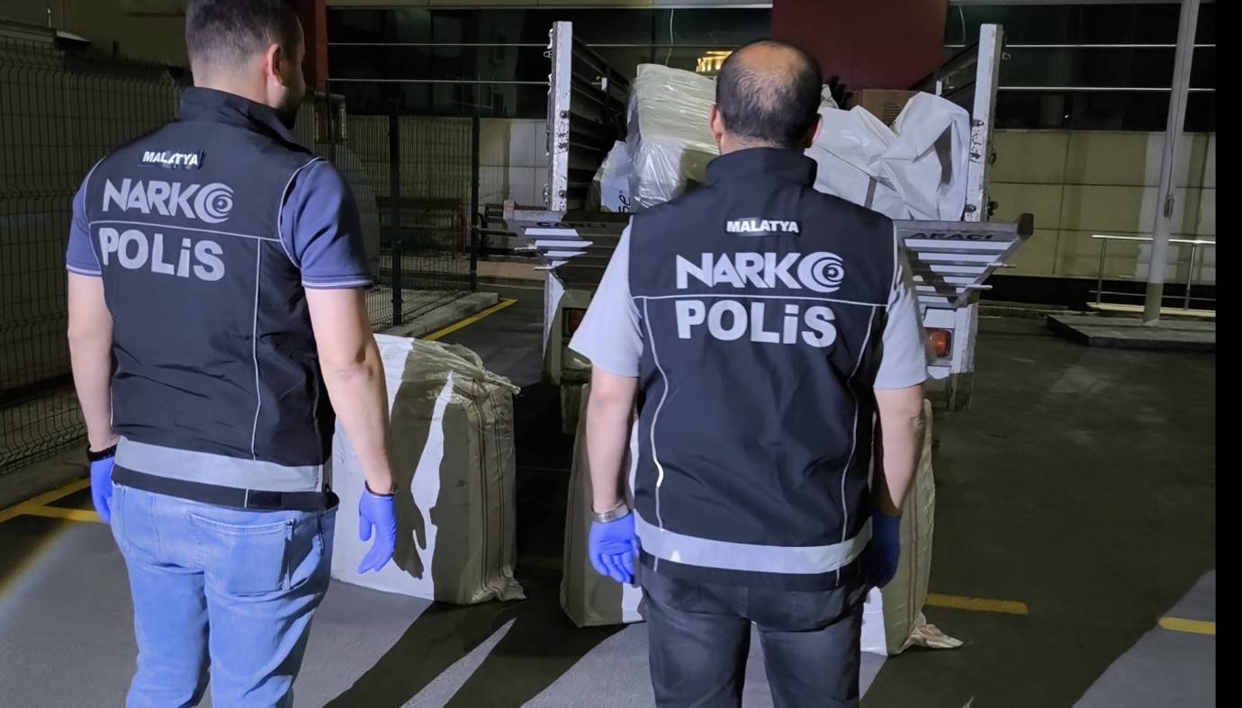 Uyuşturucu operasyonunda 3 şüpheli tutuklandı