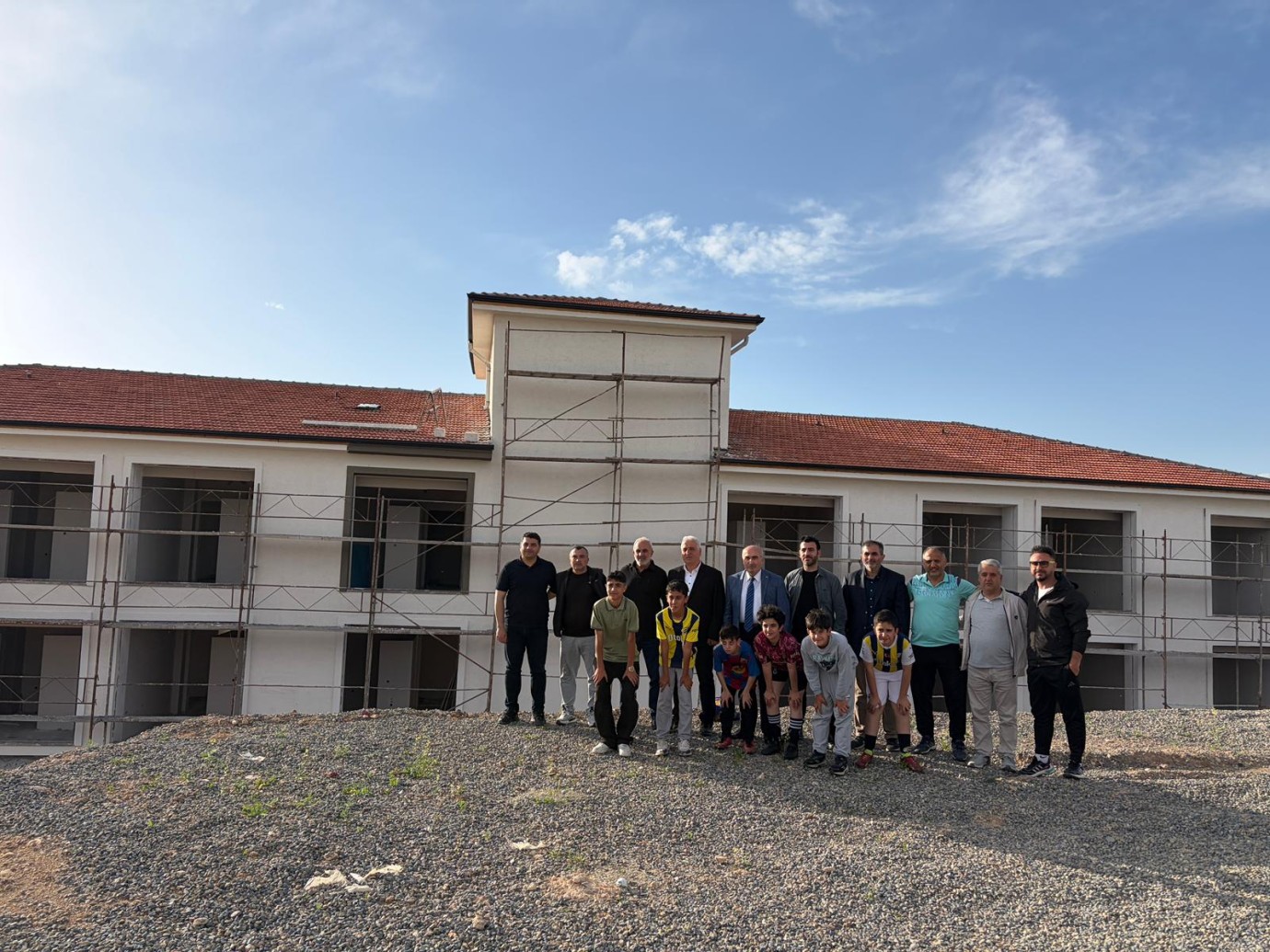 Yeşiltepe Amatör Spor Evi Tesisinde çalışmalar sürüyor
