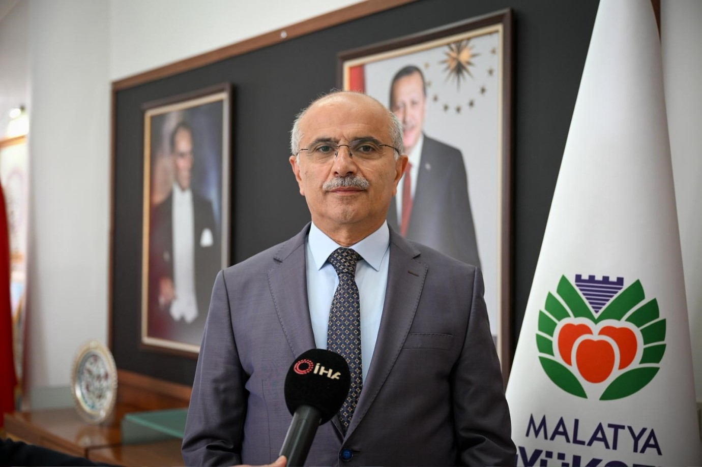 Malatya’da 35 bin kamyon moloz şehir dışına taşındı