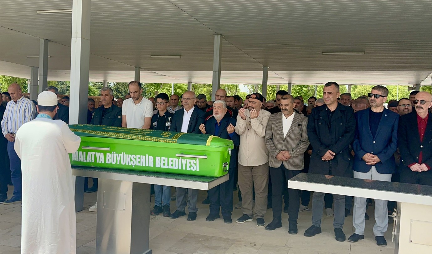 Gazeteci Berkman Dulcan’ın Babası Son Yolculuğuna Uğurlandı