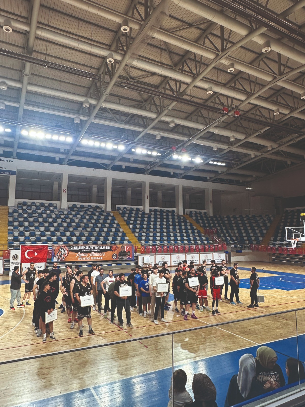 Şehit Polis Aytaç Altunörs Basketbol Turnuvası başladı