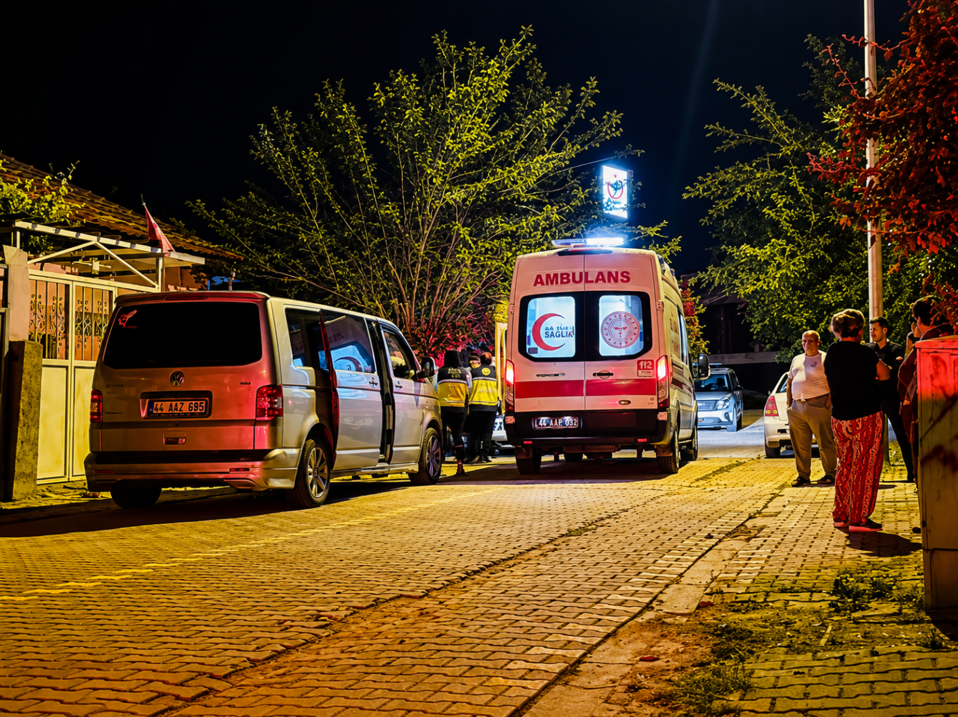 Malatya’da tartışma kanlı bitti: Eve baskın iddiasında 3 yaralı