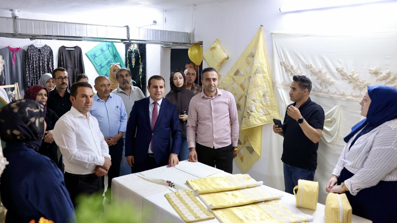 Akçadağ’da Hayat Boyu Öğrenme Sergisi açıldı