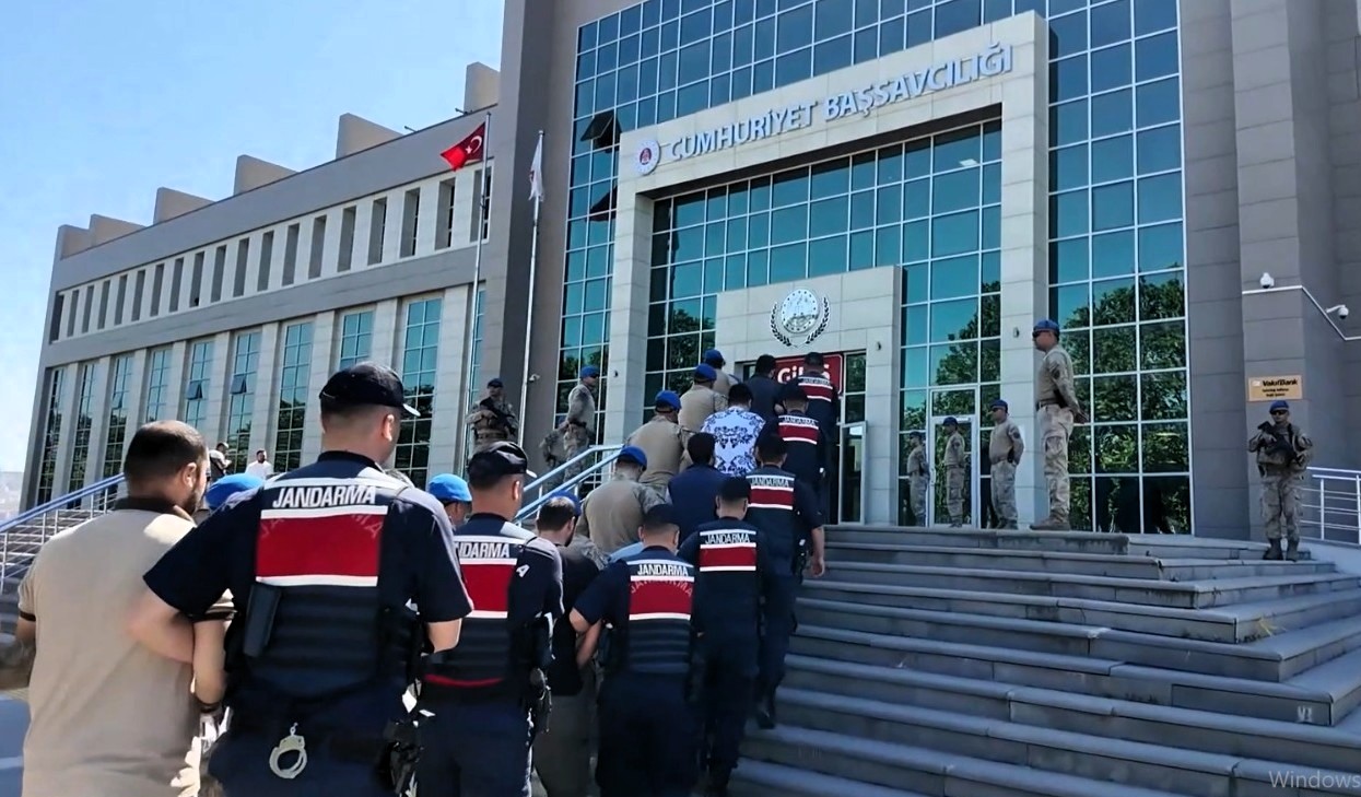Malatya dahil 26 ilde DEAŞ operasyonu: 70 gözaltı