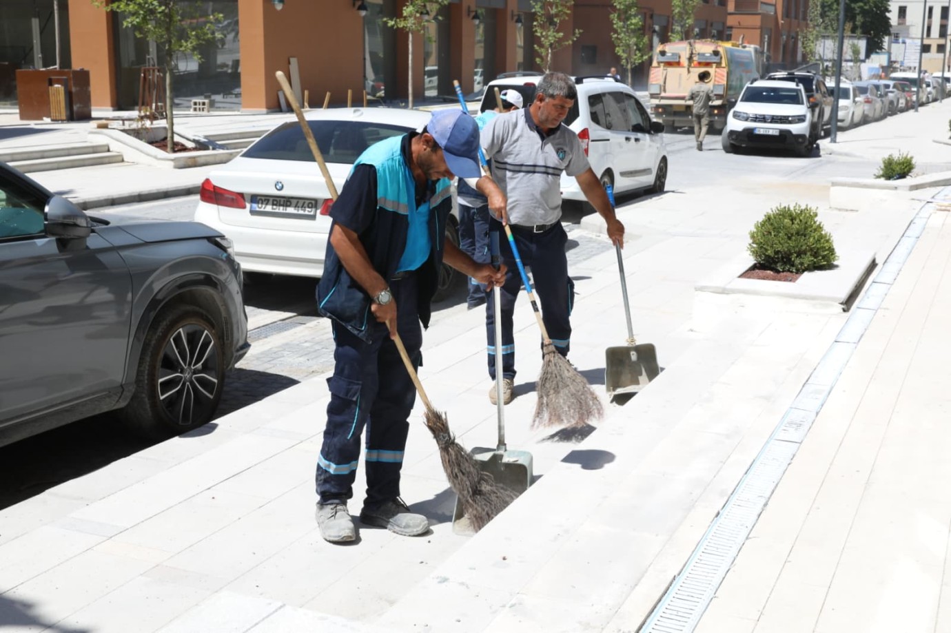 Battalgazi Belediyesi'nden Akpınar Çarşısı’nda temizlik çalışması