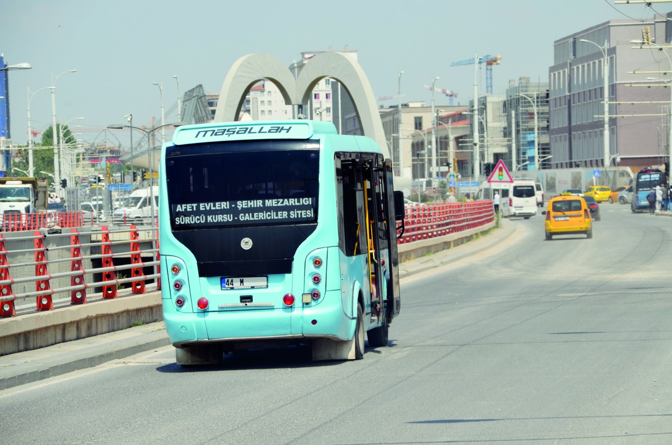Her ehliyeti olan artık minibüs şoförü olamayacak!