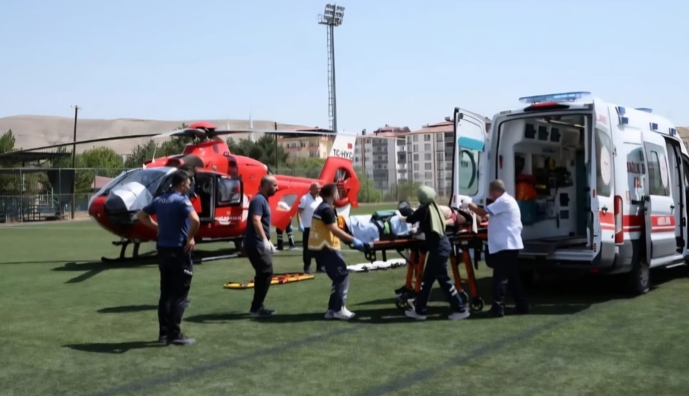 93 yaşındaki hasta hava ambulansıyla Malatya'ya sevk edildi