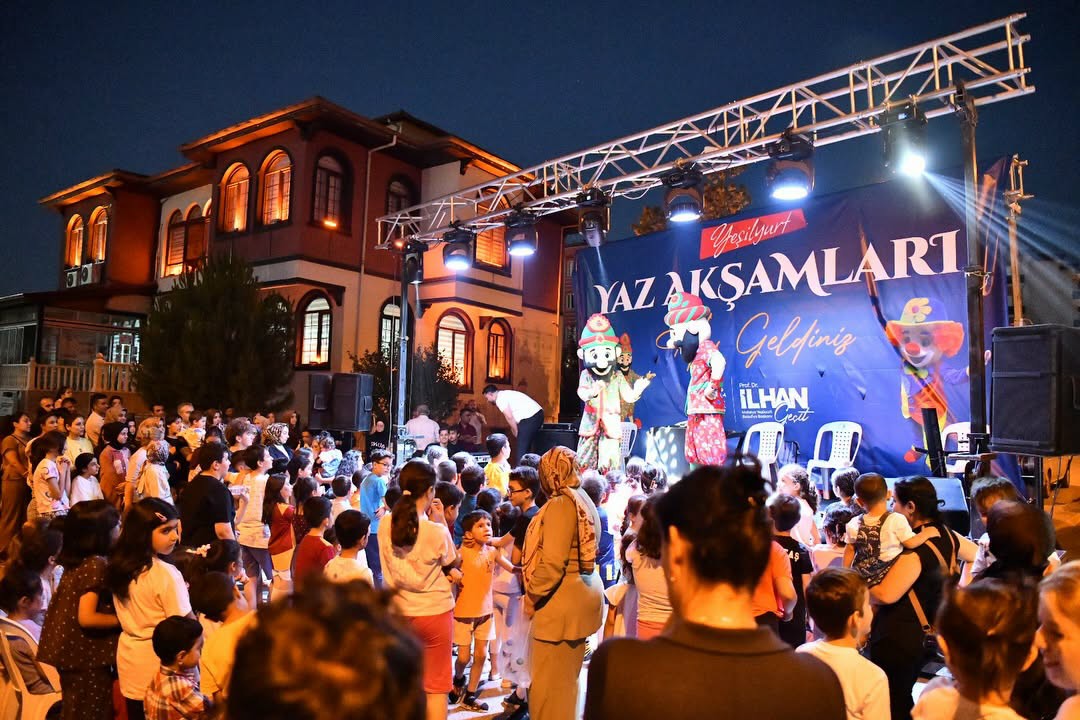 Yeşilyurt'ta yaz geceleri şenleniyor
