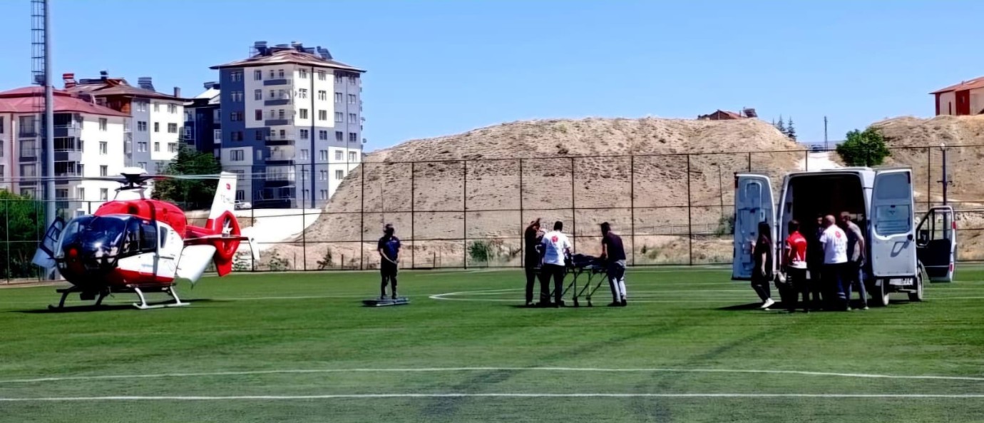 Kalp hastası için ambulans helikopter havalandı