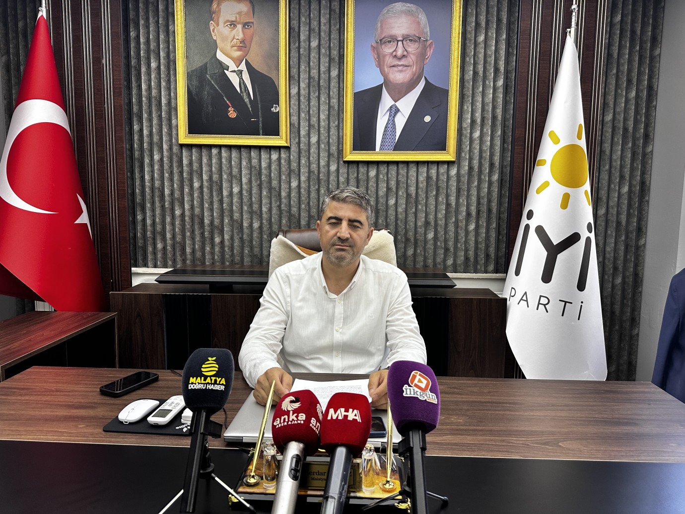 İYİ Parti'den Atatürk'e hakaret içeren paylaşıma suç duyurusu
