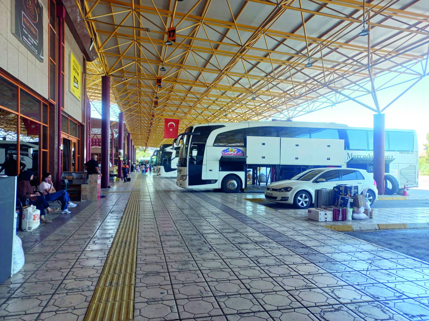Otobüsçüler Kara Kara Düşünüyor