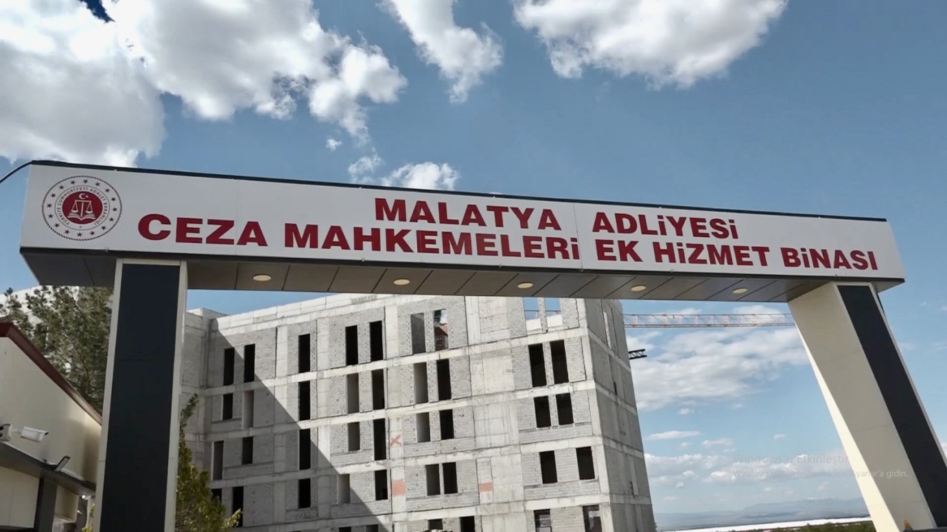 31 kişinin öldüğü Özelif sitesi davası ertelendi