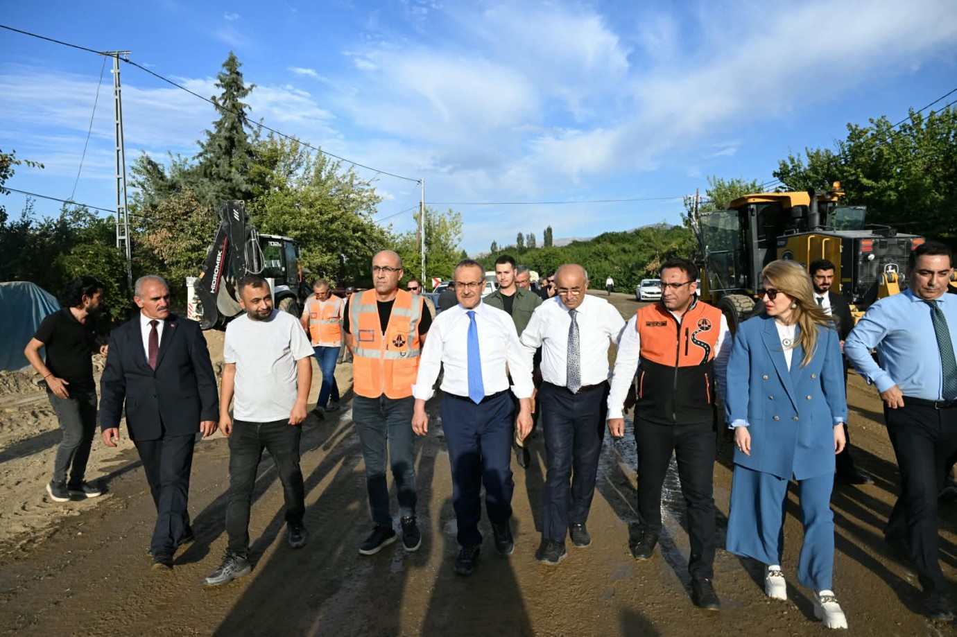 Vali Seddar Yavuz, Doğanyol’da incelemelerde bulundu